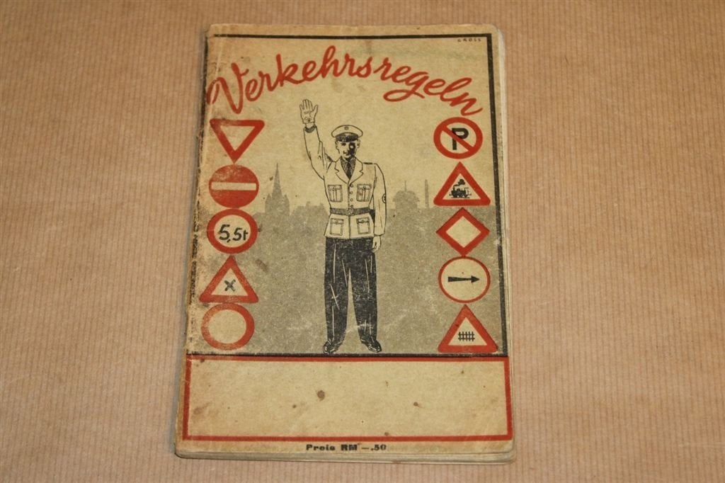 Verkehrsregeln - Zeldzame Duitse uitgave 1938, Ophalen of Verzenden, Gelezen, Europa