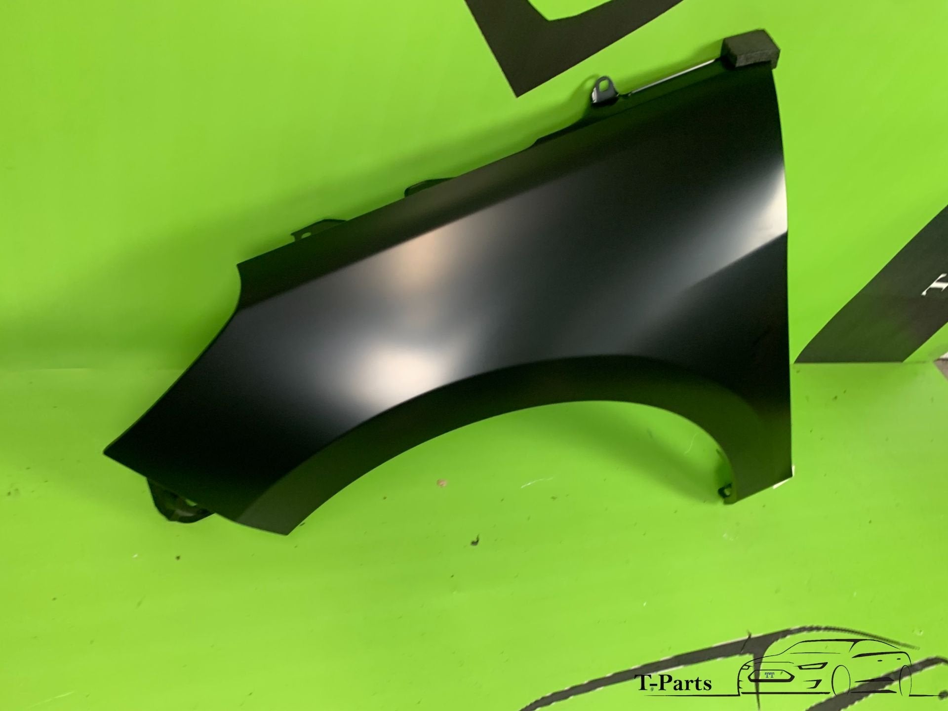 ford fiesta mk8 zijscherm links spatbord 17+, Auto-onderdelen, Info@fabrikant.eu, Fabrikant BV, Nieuw, Ophalen of Verzenden