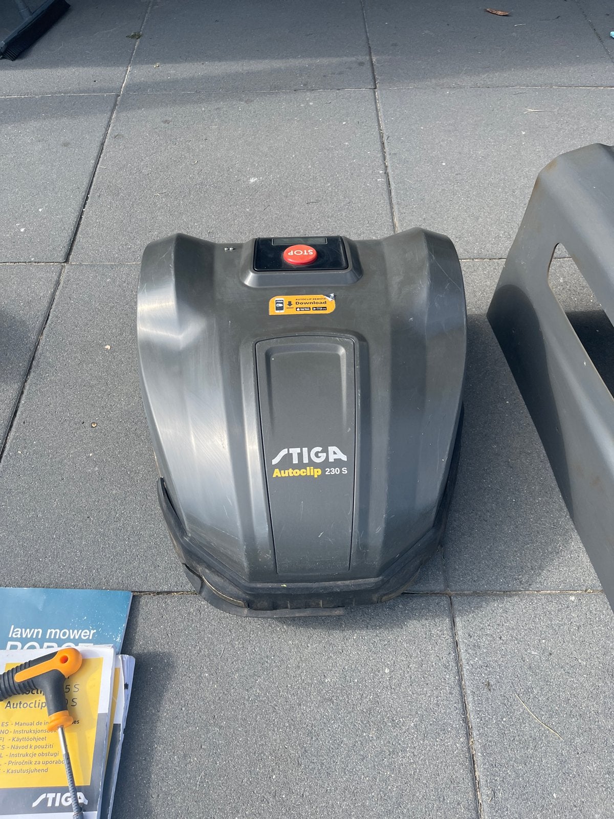 Stiga Autoclip 230s Robotmaaier, Ophalen, Gebruikt, 20 tot 25 cm, Bestuurbaar via app