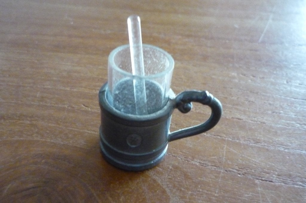 Miniatuur Tinnen '' KOPJE met GLAS en LEPELTJE '', Ophalen