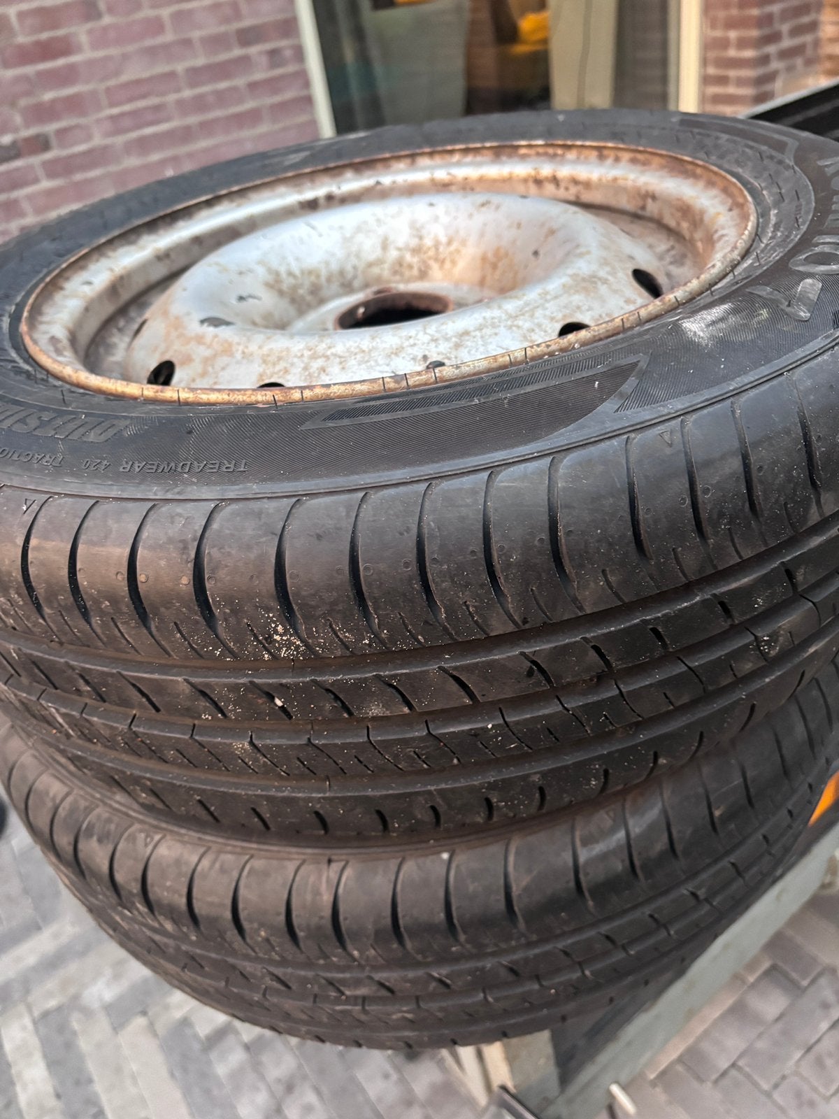 Set banden met velg 175/65/r14, Auto diversen, Aanhangwagen-onderdelen, Ophalen, Zo goed als nieuw