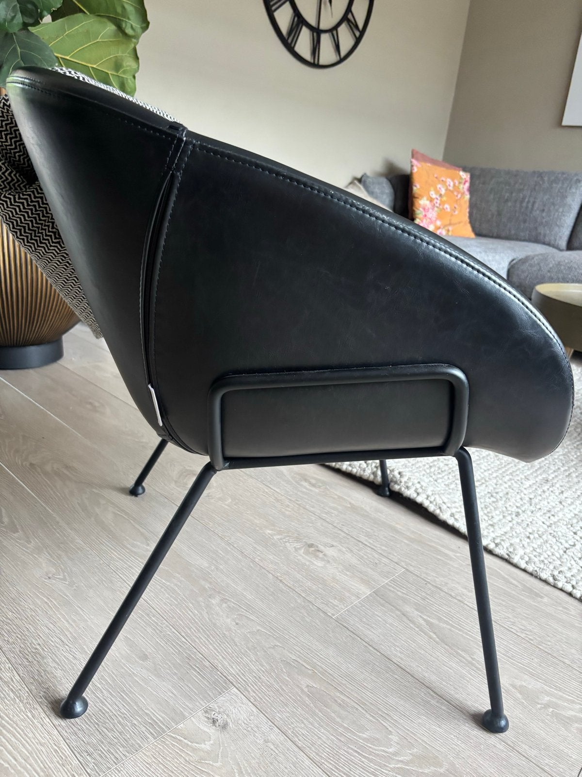 Zuiver design stoeltje, model Feston - zwart, Huis en Inrichting, Stoelen, Ophalen, Zwart, Leer, Zo goed als nieuw