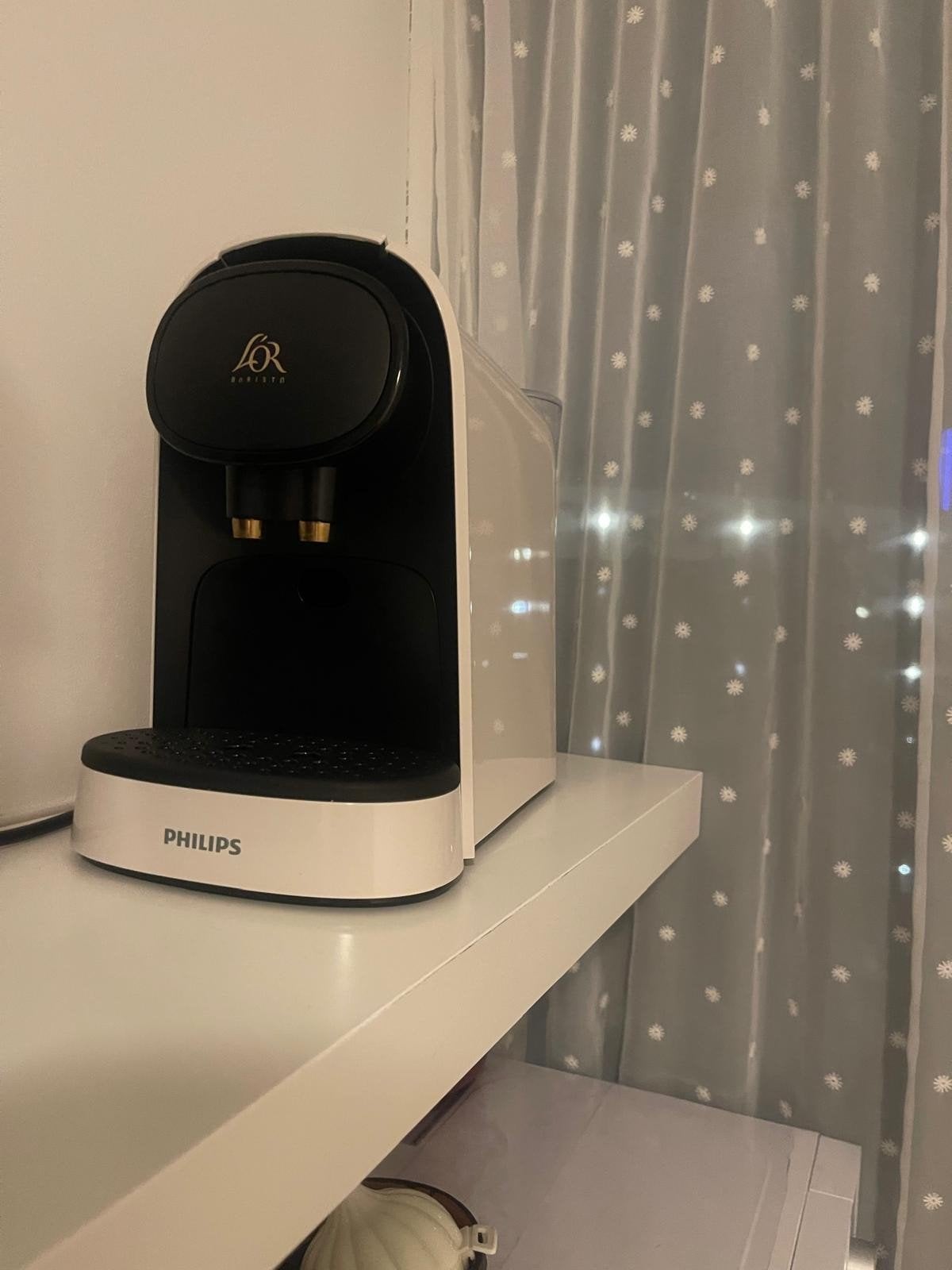 Philips L'OR Barista Koffiemachine - Wit, Koffiemachine, Ophalen of Verzenden, Zo goed als nieuw, 1 kopje