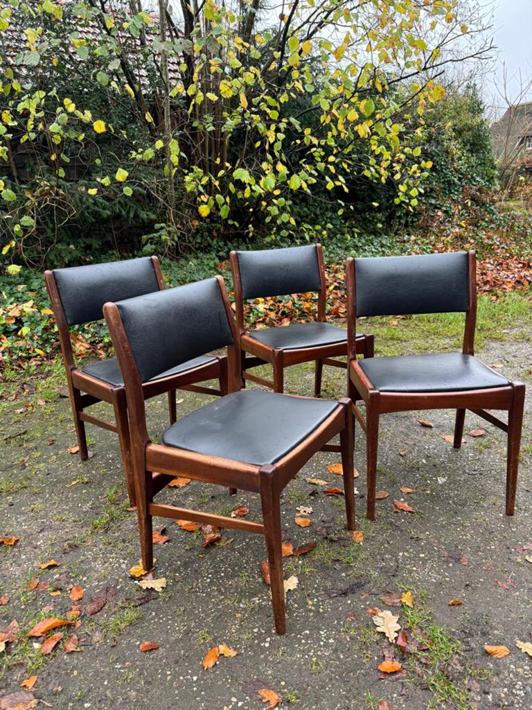 4 eetkamerstoelen (Vintage/scandinavisch/jaren60), Huis en Inrichting, Stoelen, Ophalen, Gebruikt, Zwart, Vier