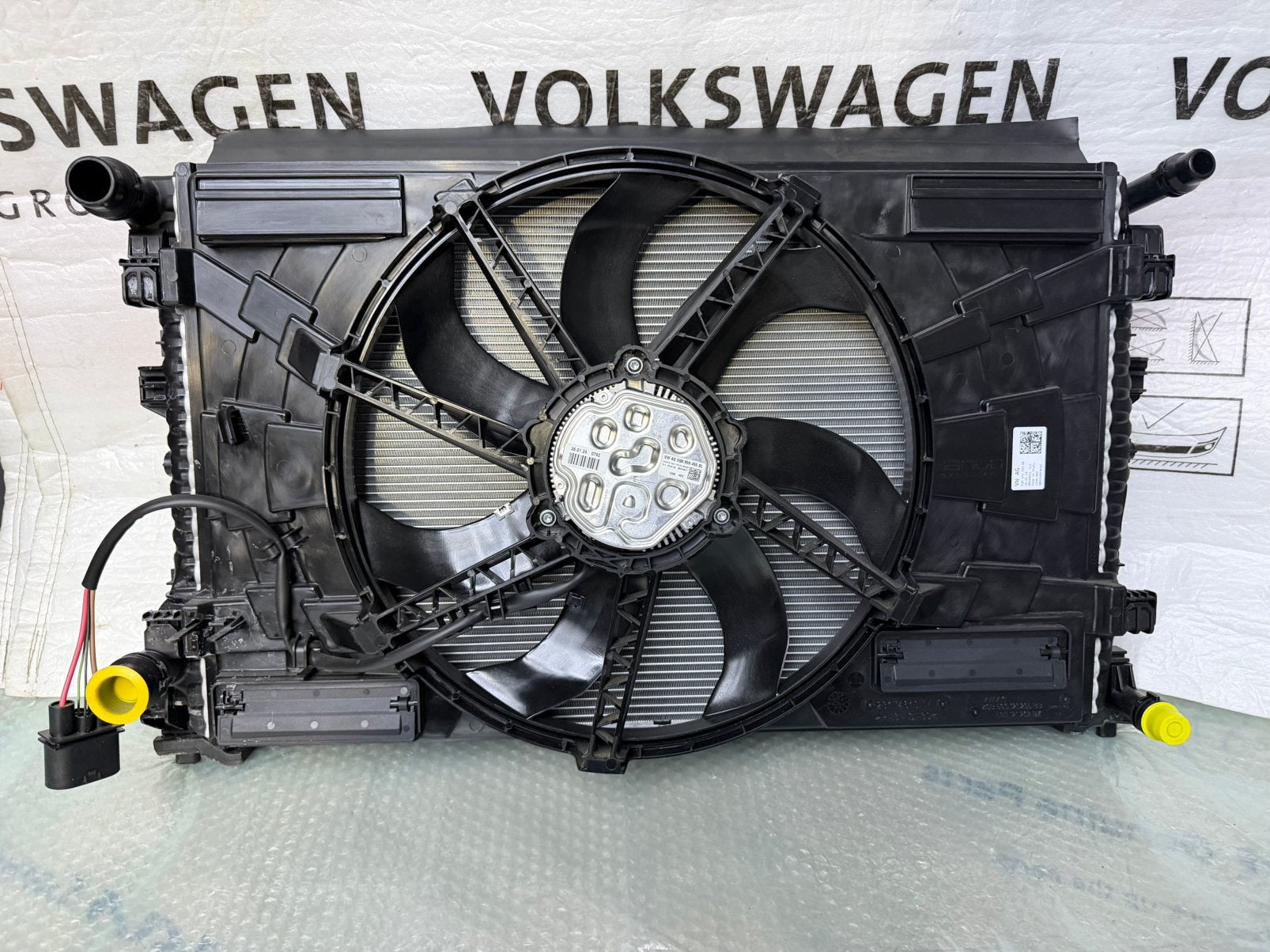 Vw Golf 8 Audi A3 8Y Koelerpakket Compleet Bumpbalk voorfron, Ophalen of Verzenden