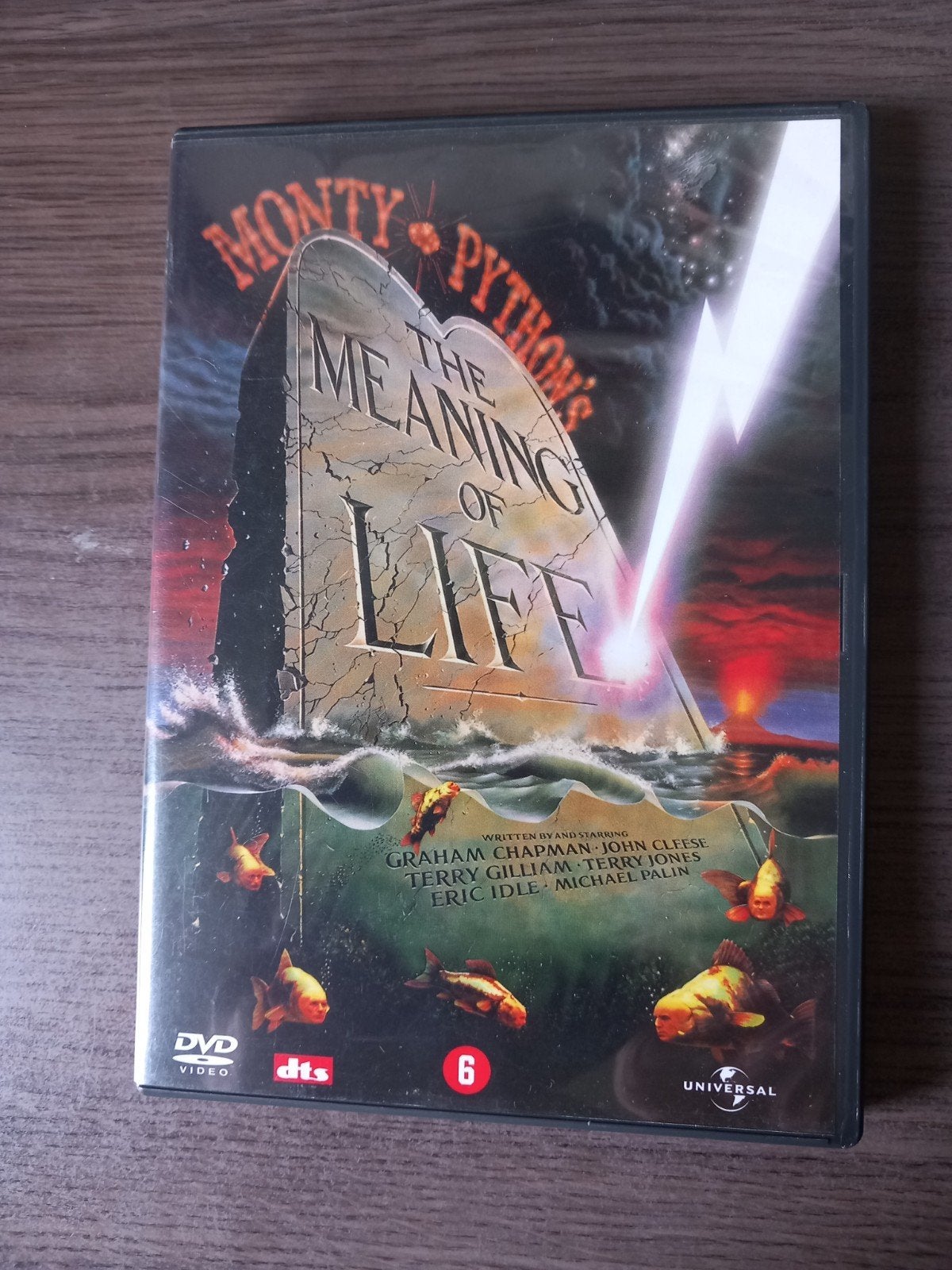 Monty Python's The Meaning of Life DVD, Ophalen of Verzenden, Vanaf 6 jaar, Britse komedie, Inclusief doosje