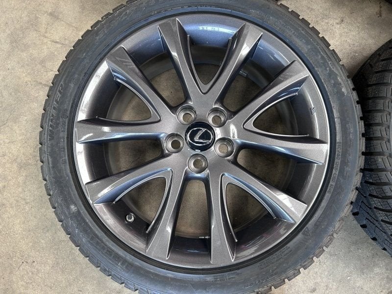 17 inch originele velgen + winterbanden Lexus CT 200 H, Auto-onderdelen, 215 mm, -, -, Banden en Velgen