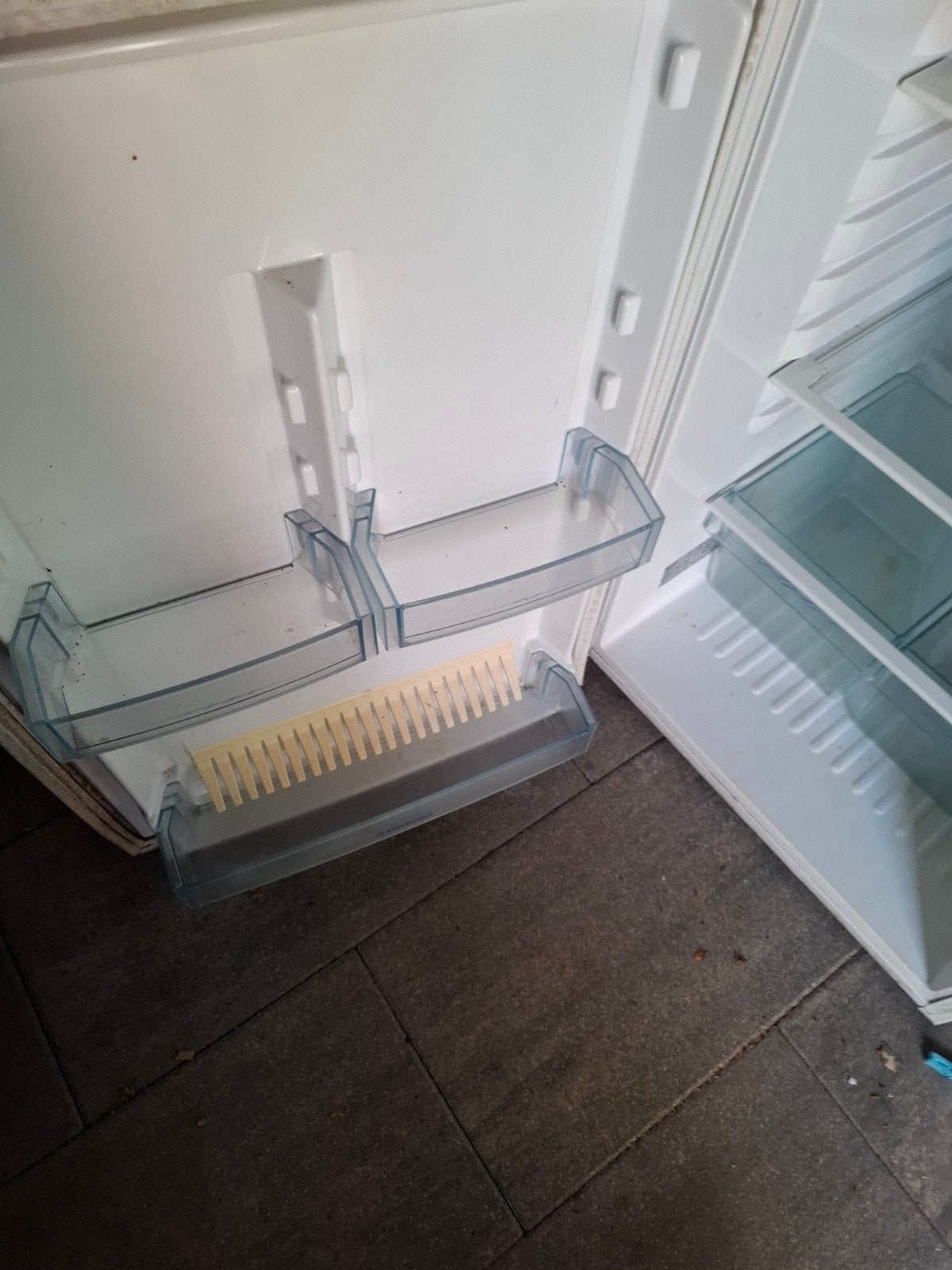 Electrolux Koelkast - Compact en Functioneel, 100 tot 150 liter, 45 tot 60 cm, Ophalen, 85 tot 120 cm