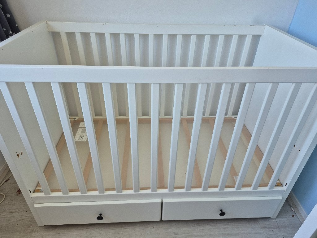 Ledikant Stuva IKEA + matras en hoeslakens, Ophalen, Gebruikt, Ledikant