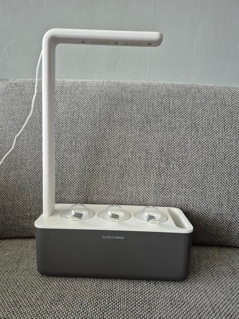 Click and grow smart tuin kweekbak, Tuin en Terras, Kweekspullen, Ophalen of Verzenden, Zo goed als nieuw, Kweekbak