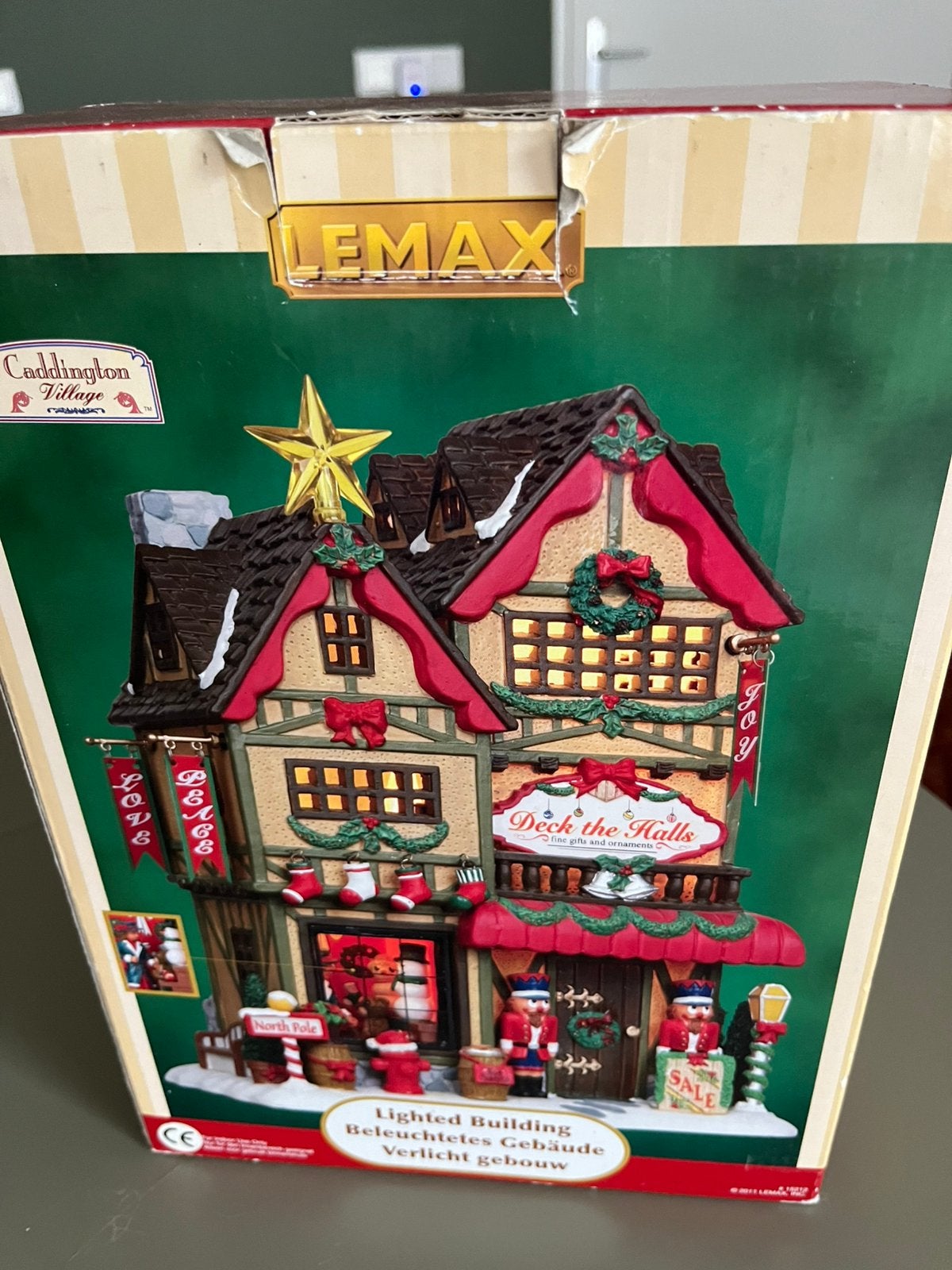 Lemax huisje Deck the Halls, Ophalen of Verzenden, Zo goed als nieuw