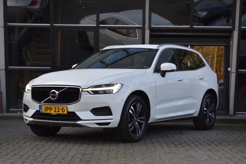 Volvo XC60 2.0 B5 Inscription Lane AUT Trekhaak, 15 km/l, Gebruikt, 4 cilinders, Wit