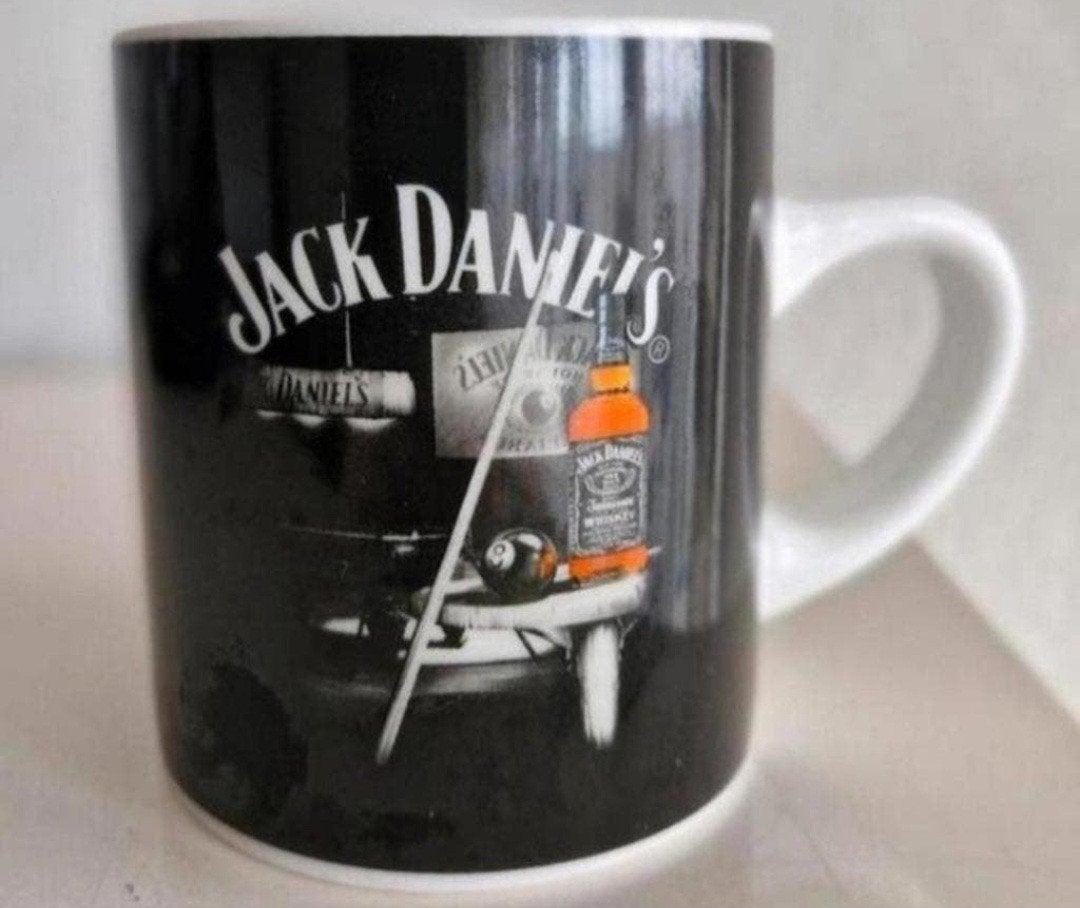 Jack Daniel's Mok - Zwart/Wit met Pooltafel Design, Ophalen of Verzenden, Gebruikt, Overige stijlen, Kop(pen) en/of Schotel(s)