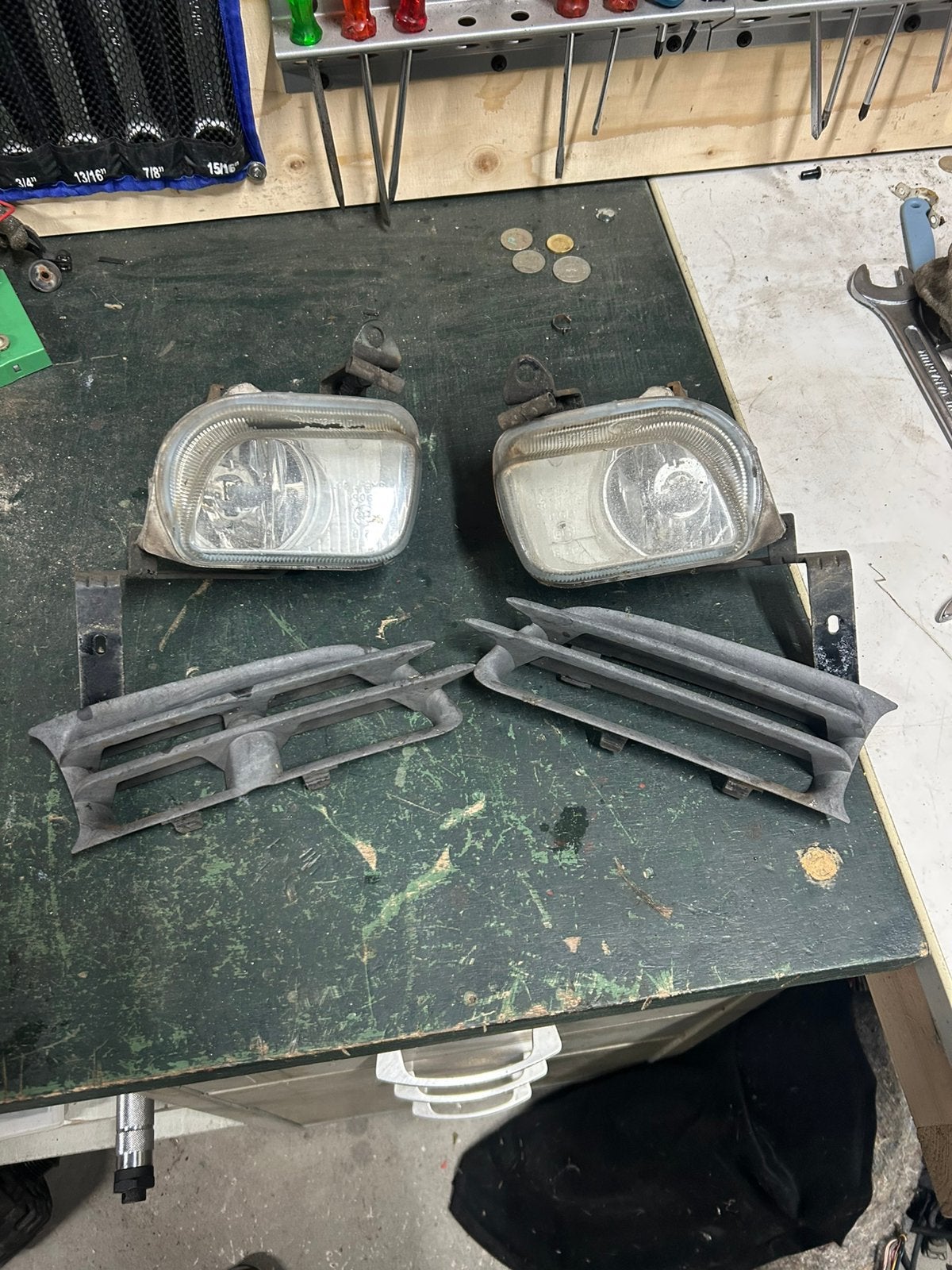 Mistlampen en bumper roosters Volvo V70 classic, Ophalen of Verzenden, Gebruikt, Volvo