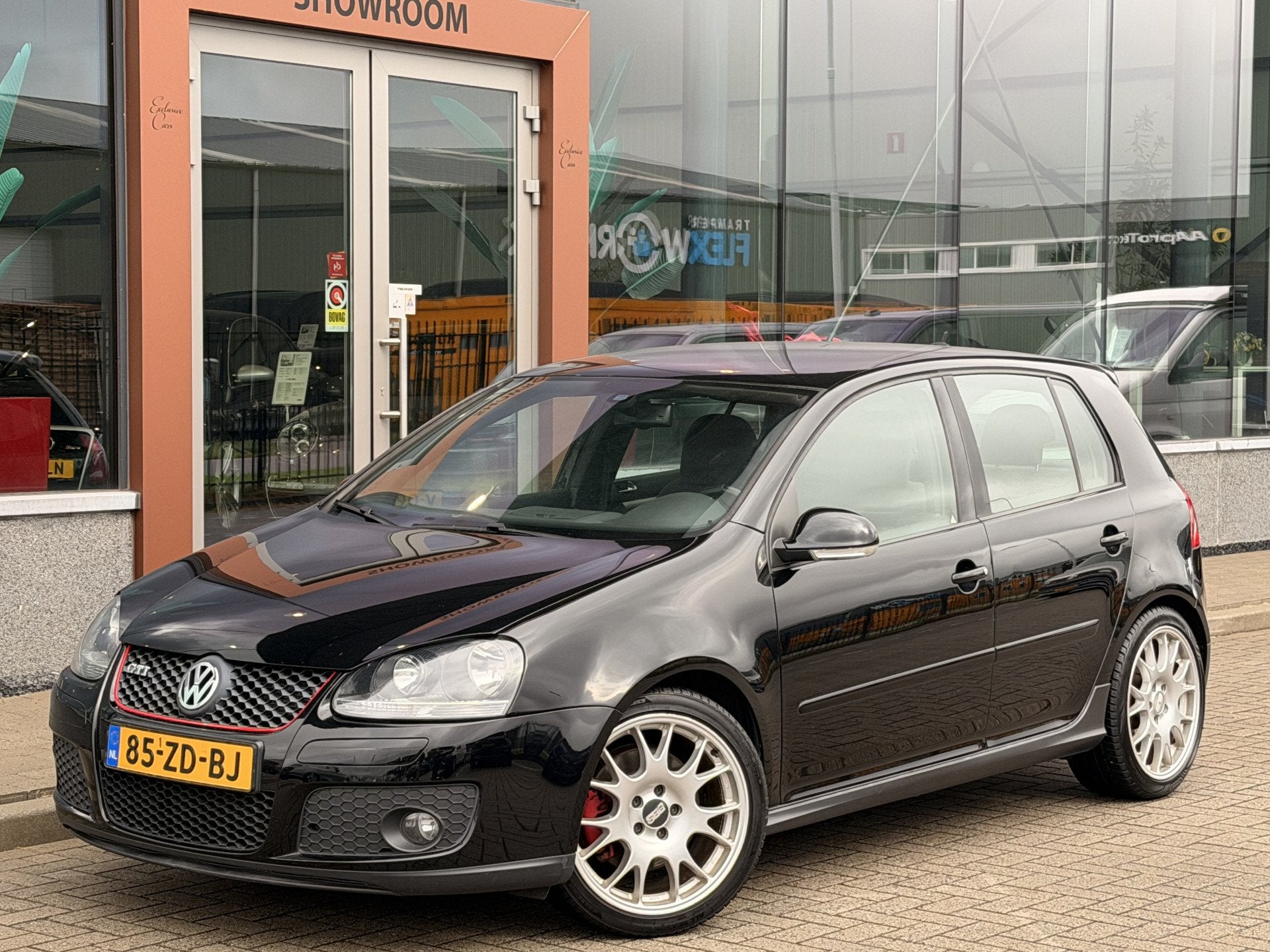 Volkswagen Golf 2.0 TFSI GTI | 18 inch BBS | Navi | 200 PK |, Stof, Gebruikt, 4 cilinders, Zwart