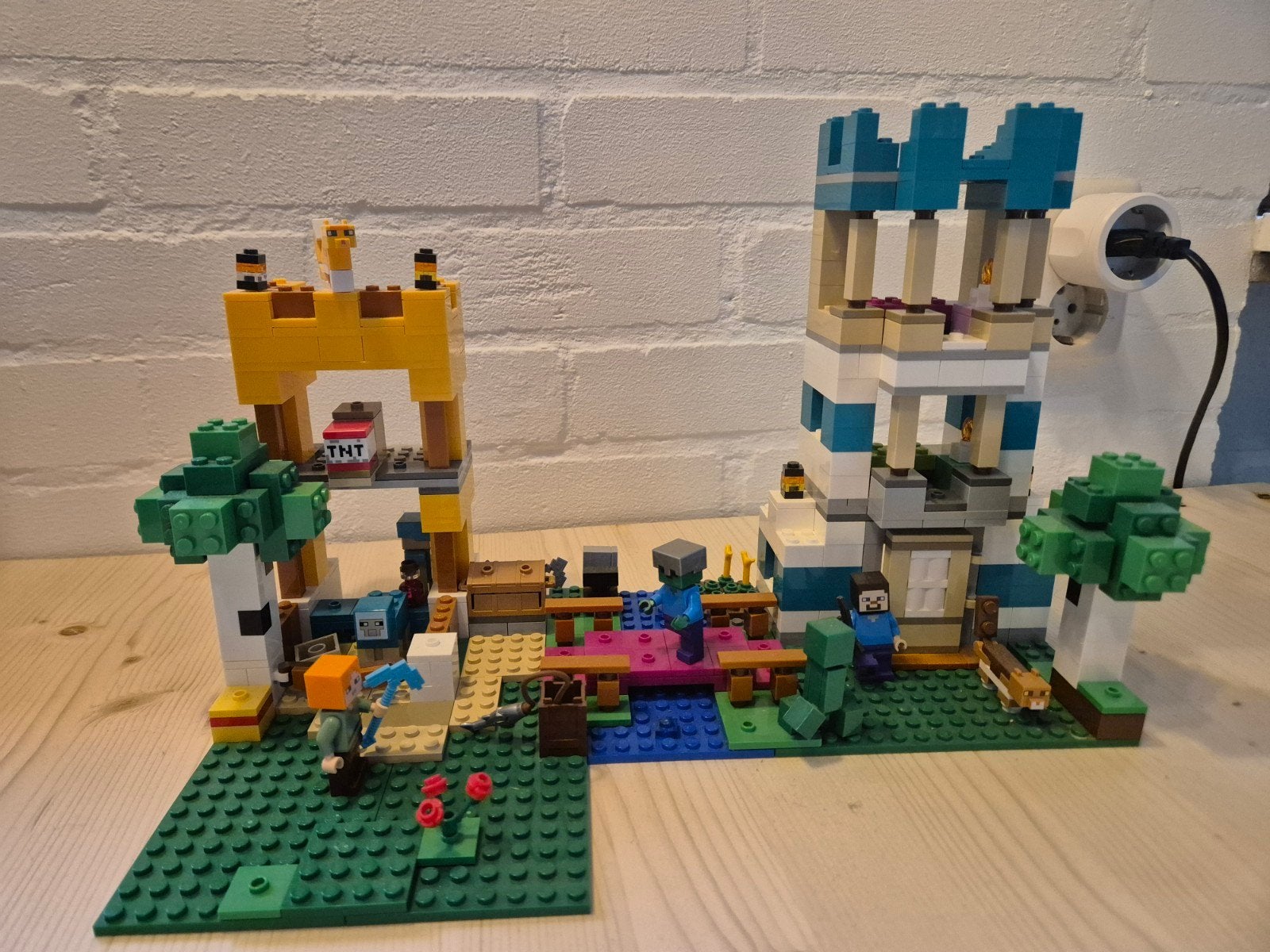 LEGO Minecraft The Crafting Set 4.0 (21249), Kinderen en Baby's, Speelgoed | Bouwstenen, Ophalen of Verzenden, Zo goed als nieuw