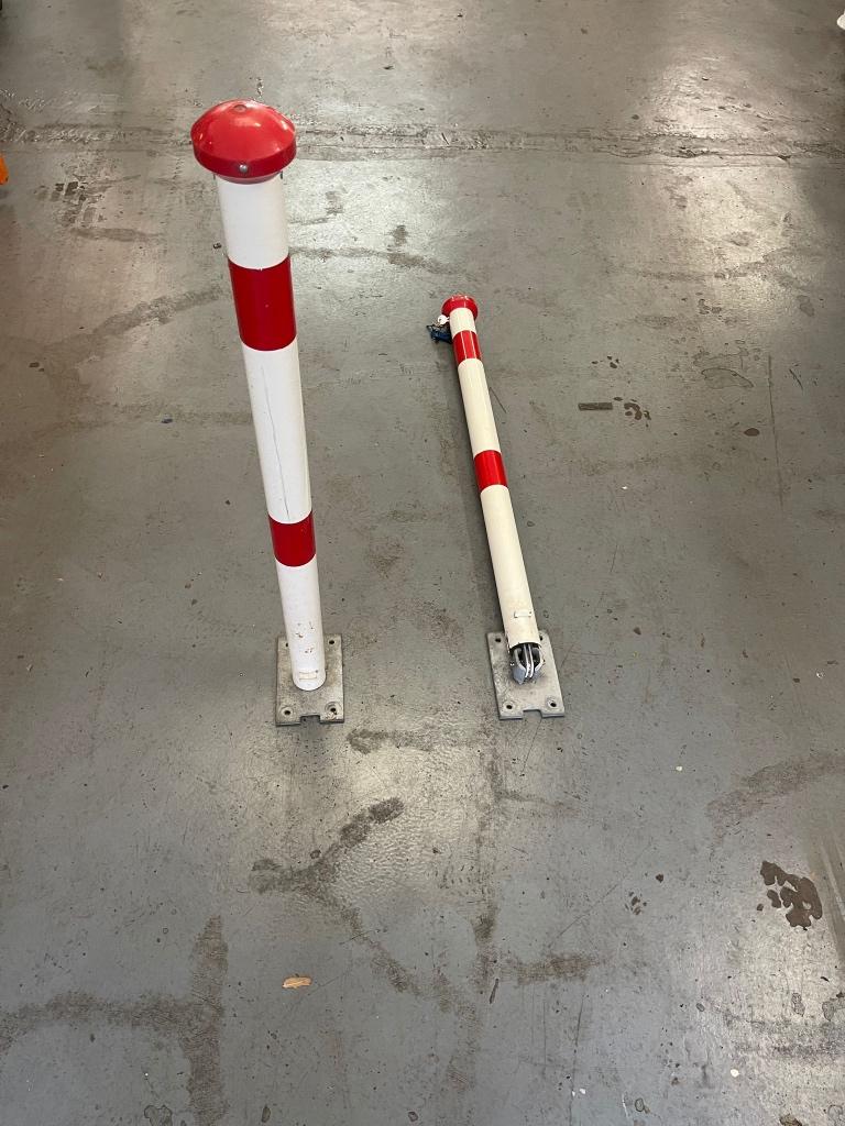 PARKEERPAAL MET SLEUTEL, Ophalen of Verzenden, Minder dan 180 cm, Palen