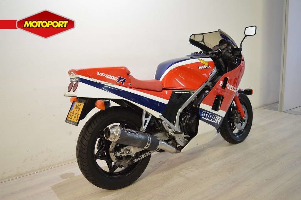 Honda VF 1000 R (bj 1985), Motoren, Wijngaardveld 1
9300  AALST, BE, Gebruikt, Mc.benelux@honda-eu.com, Overig