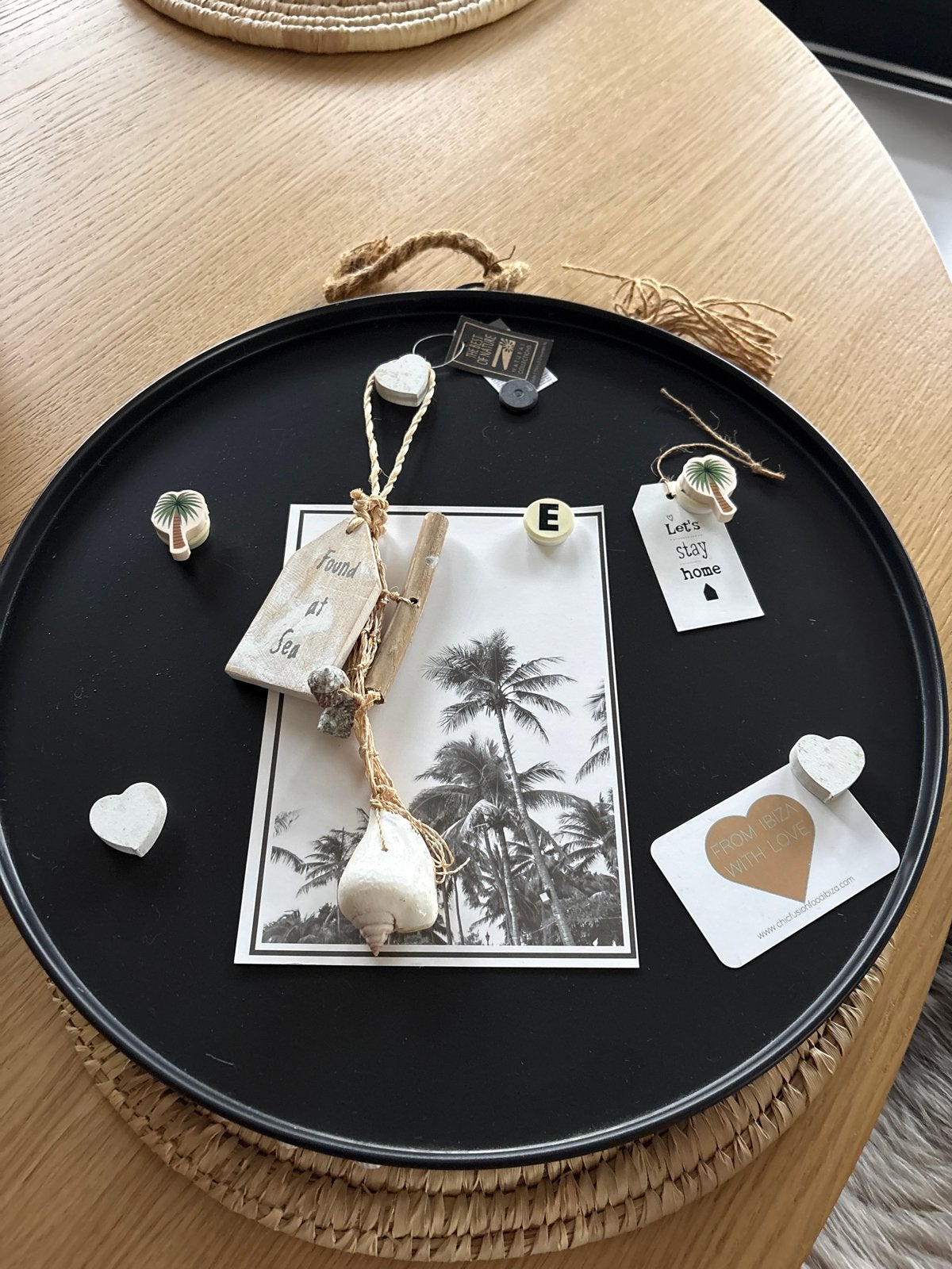 Decoratieve zwarte metalen magneetbord, Zwart, Boho, Ophalen of Verzenden, Zo goed als nieuw