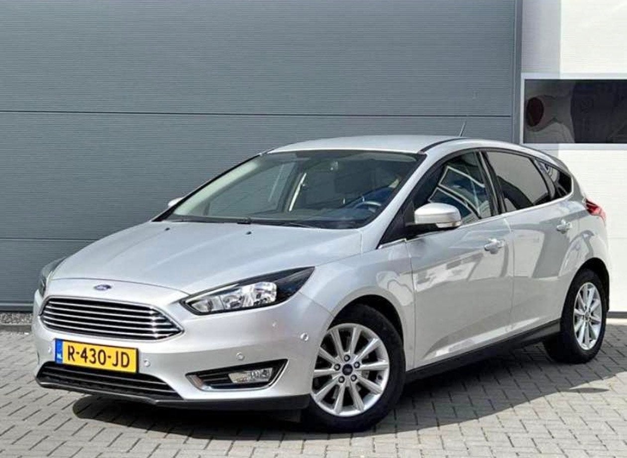 Ford Focus 1.5 TitaniumX Automaat 150 PK 5D 2015 Grijs, Euro 5, Stof, 1498 cc, 680 kg
