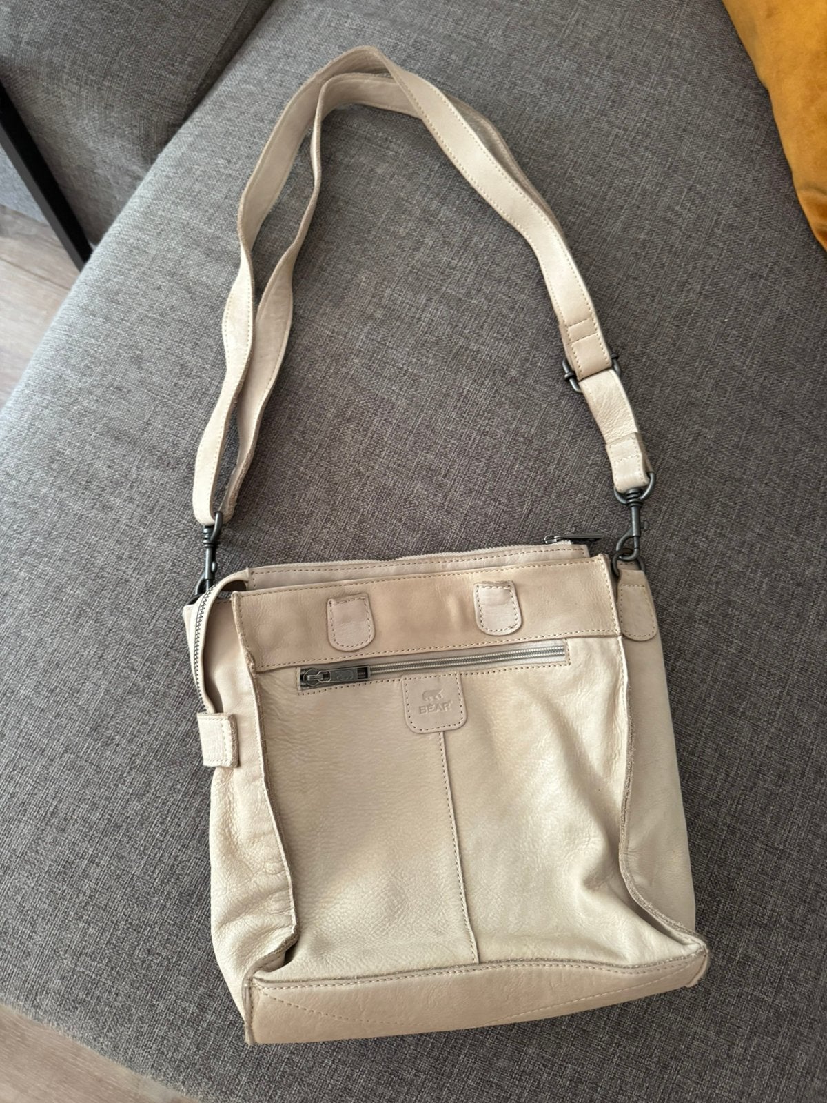 Bear design tas, Ophalen