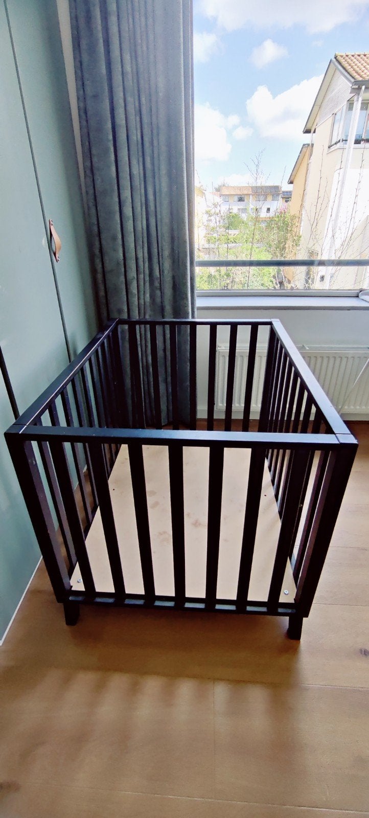Europe Baby Box Robin - Zwart, Ophalen, Zo goed als nieuw, Vierkant