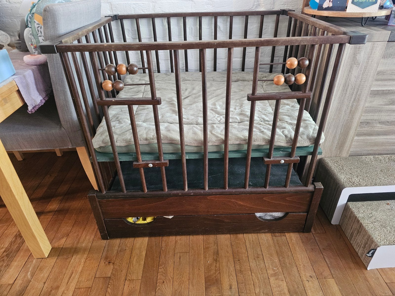 Box met matras, 2 hoezen en 2 boxkleden, Ophalen, Zo goed als nieuw, Rechthoekig, Lade