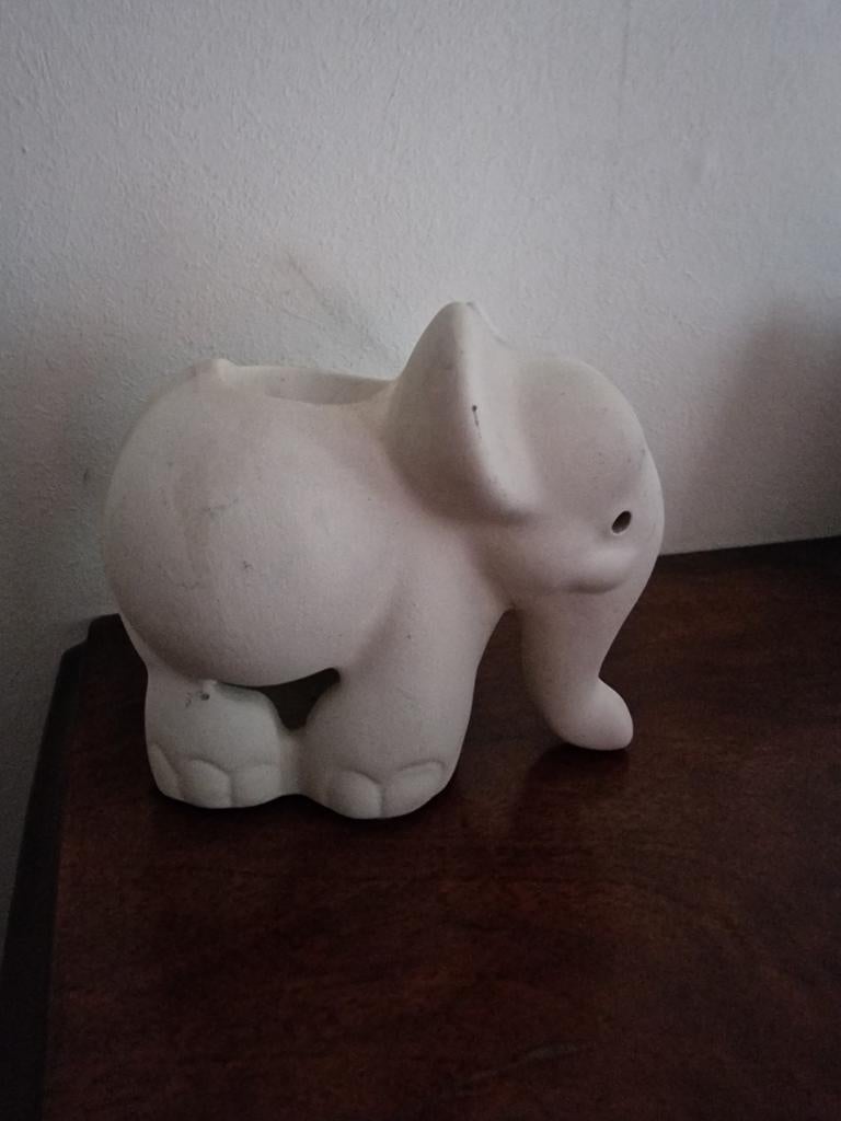 Olifant waxinelichtjes houder voor geur oliën, Verzamelen, Beelden en Beeldjes, Ophalen of Verzenden, Dier
