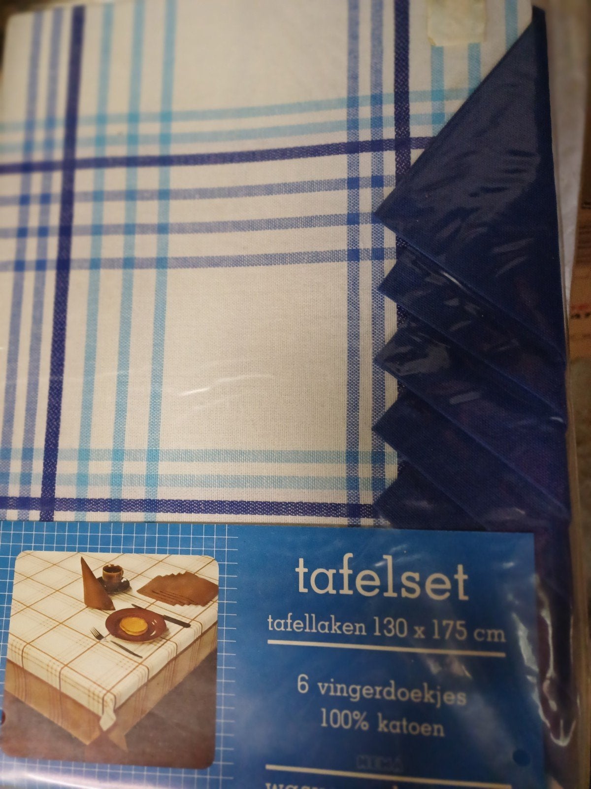 Vintage Tafelkleed met Servetten - Nieuw in Verpakking, Huis en Inrichting, Inclusief servetten, Blauw, Nieuw, Ophalen of Verzenden
