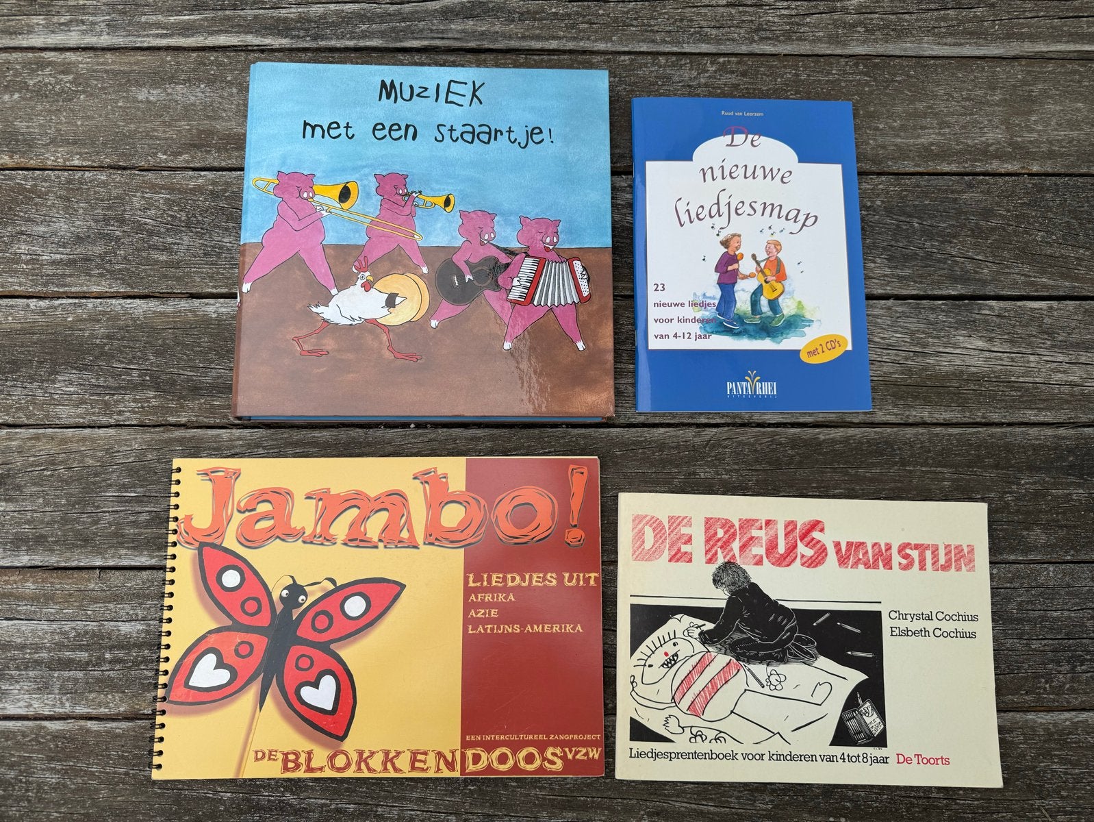 4 Kinderboeken: Muziek, Liedjes, Sprookjes & Meer, Ophalen of Verzenden, Gelezen, Non-fictie