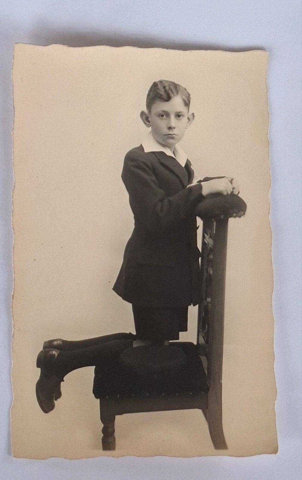 Fotokaart- portret- studio- kind- jongen, Verzamelen, Foto's en Prenten, Ophalen of Verzenden, Voor 1940, Overige onderwerpen