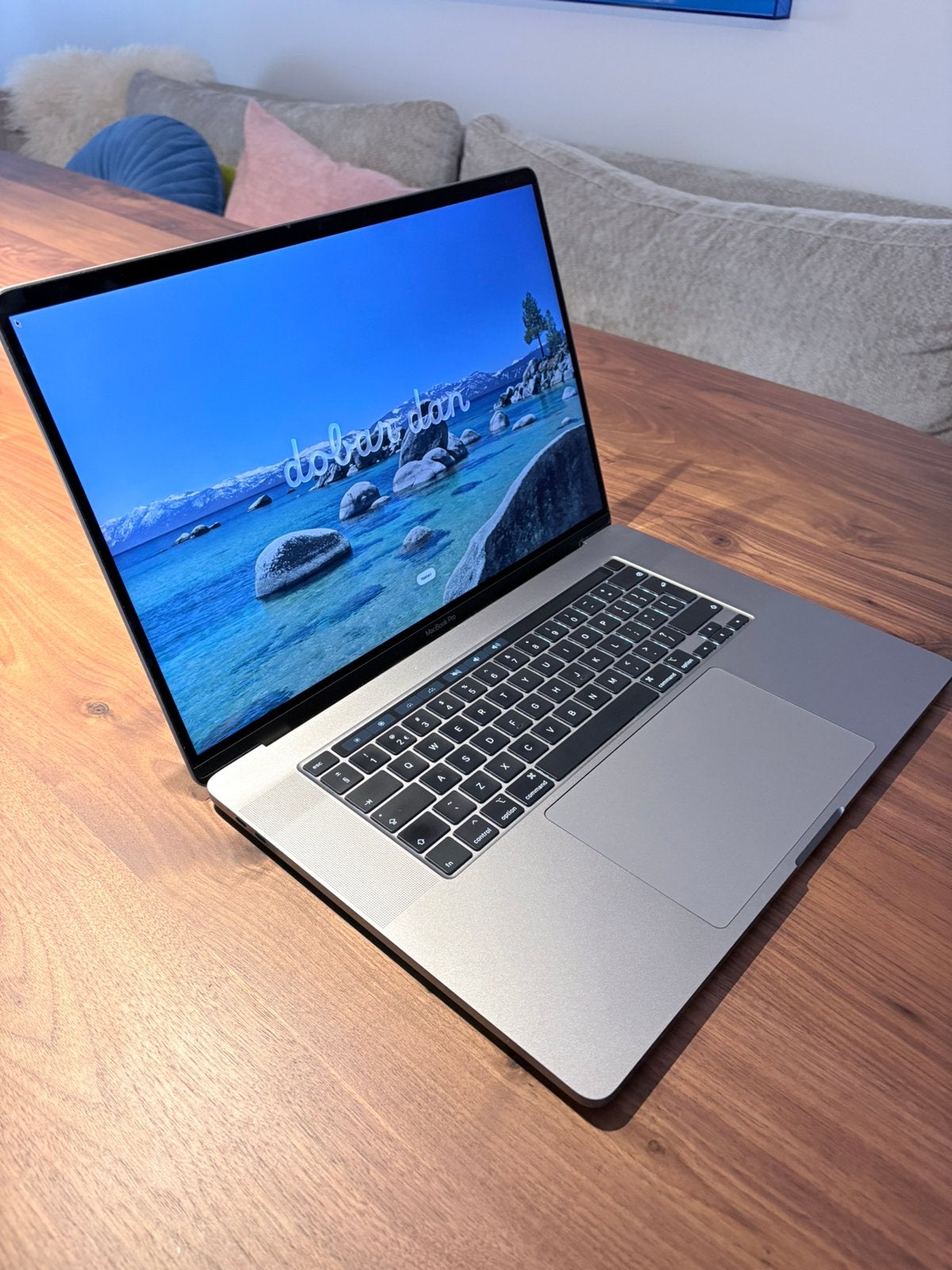 Apple Macbook Pro 16 inch 2019, Computers en Software, Apple Macbooks, 1 TB of meer, Gebruikt, 2 tot 3 Ghz, Qwerty