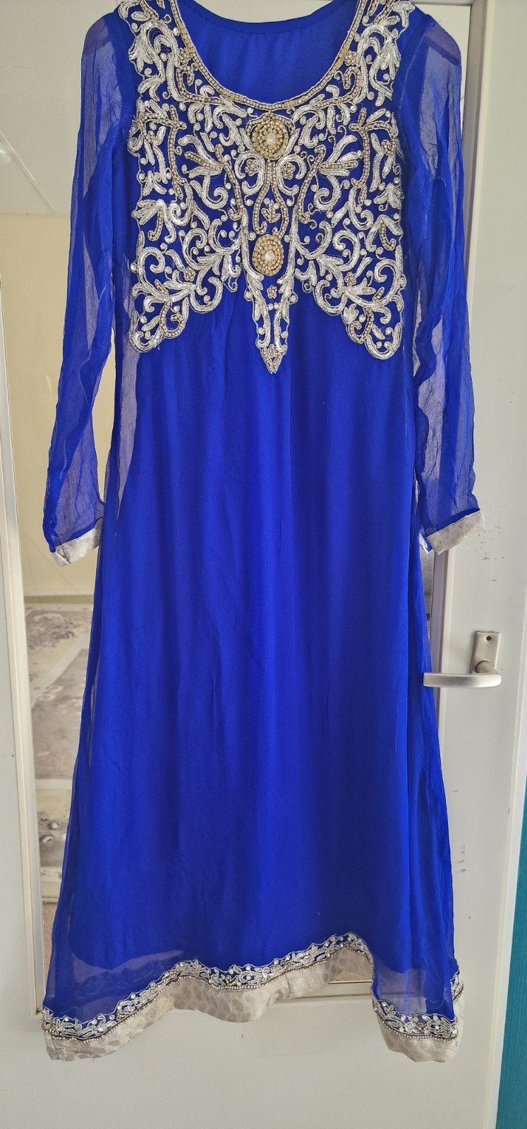 Prachtige blauwe Indiase jurk met borduursel, Kleding | Dames, Maat 38/40 (M), Blauw, Nieuw, Ophalen of Verzenden