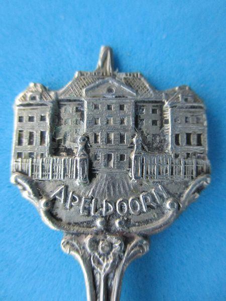 (A3097) Koningshuis Apeldoorn (Het Loo), Ophalen of Verzenden, Gebruikt, Overige materialen, Bestek