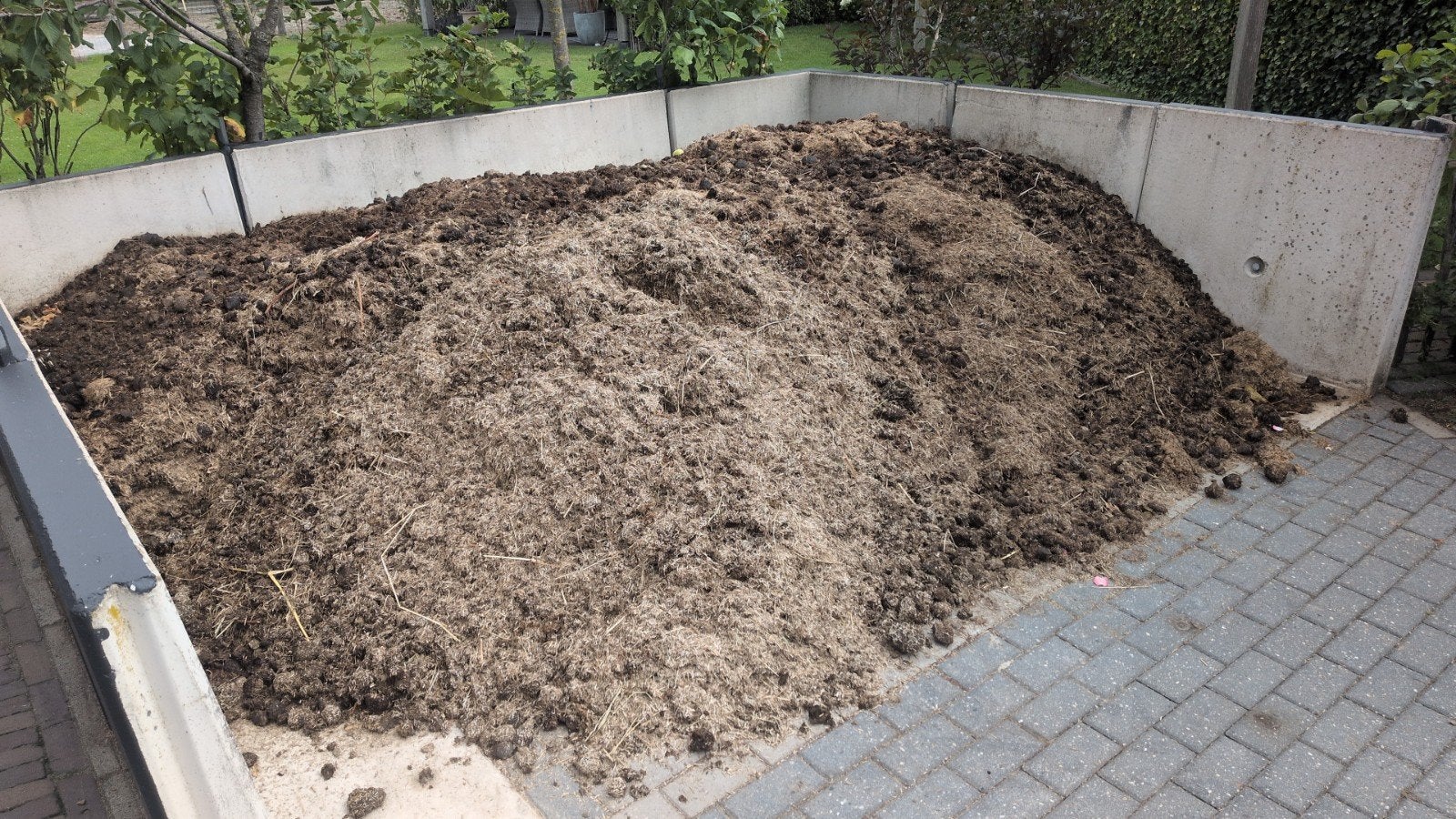 GRATIS goede paardenmest, Ophalen