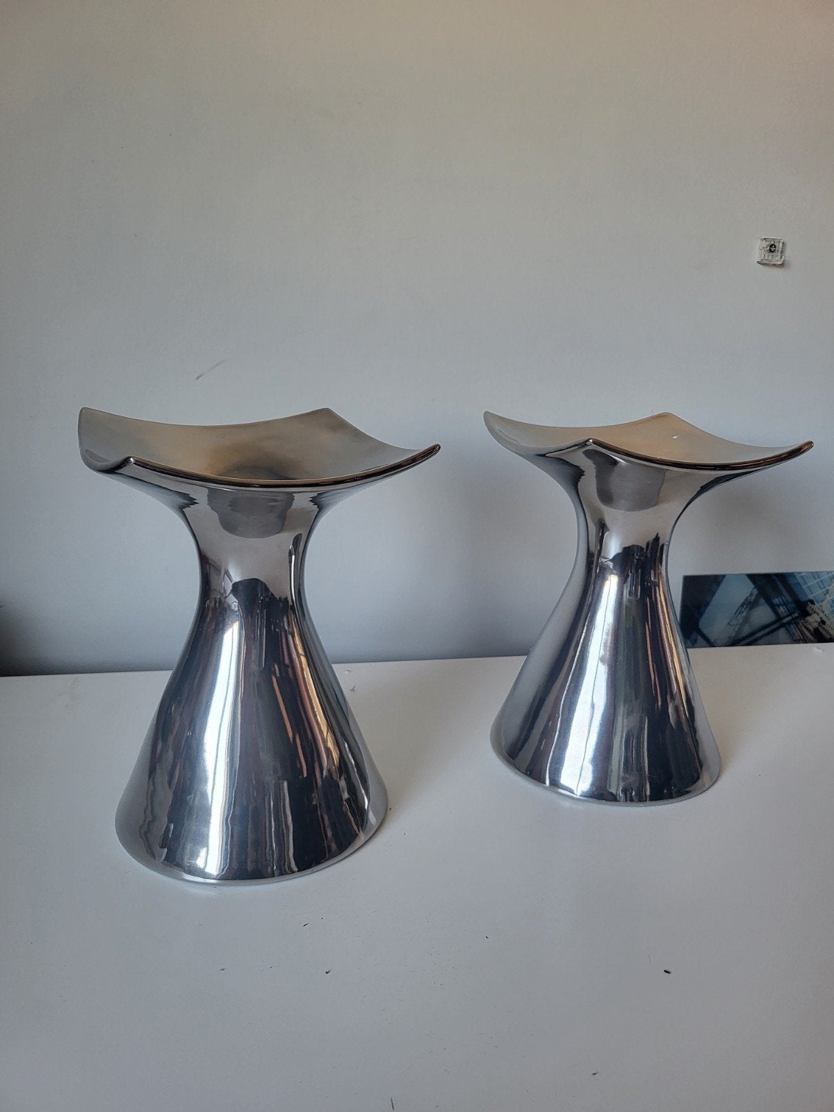 Set van 2 moderne zilverkleurige vazen/kandelaars, Ophalen