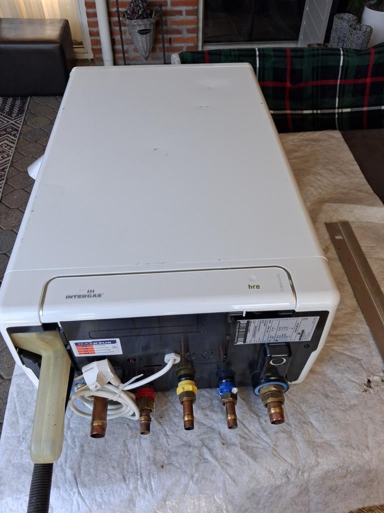 Intergas 36/30 2017, Doe-het-zelf en Verbouw, Geisers en Boilers, Minder dan 20 liter, Ophalen of Verzenden, Geiser