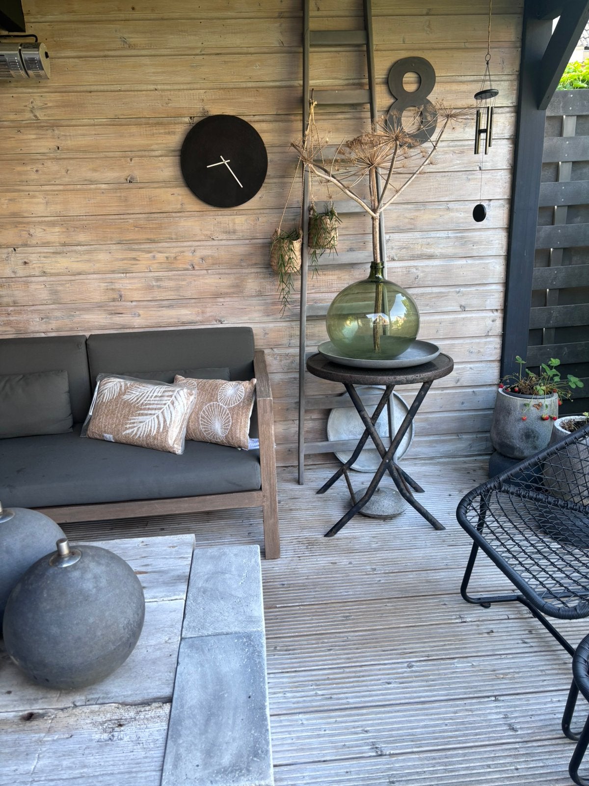 p.st € 15,- 2 Outdoor Living tuinkussens 50 x 30, Ophalen of Verzenden, Zo goed als nieuw, Overige materialen, 2 zitplaatsen