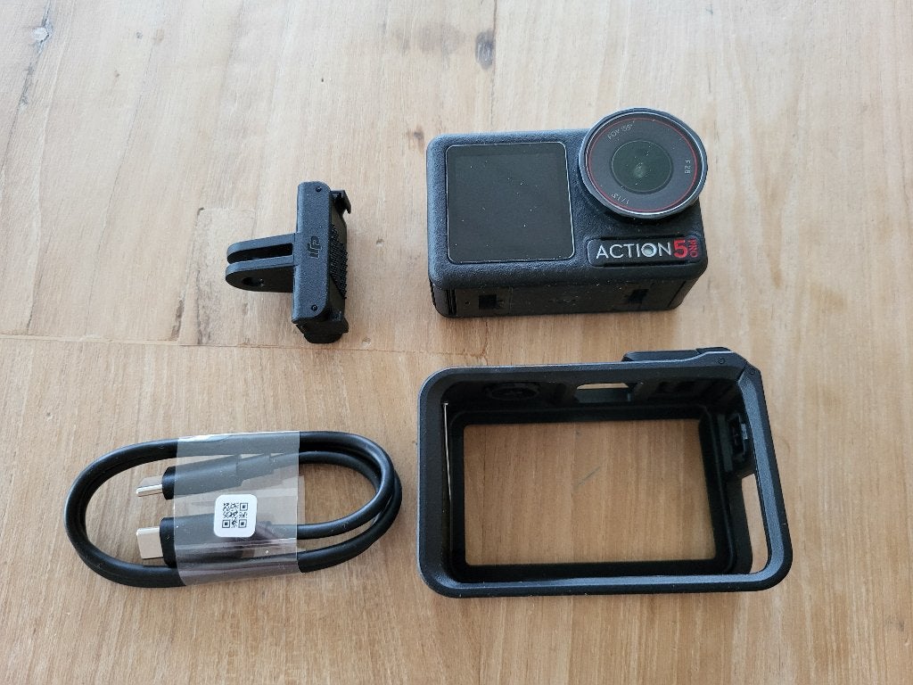DJI Osmo Action 5 Pro Standard Combo, 1 maand oud, met bon, Audio, Tv en Foto, Ophalen of Verzenden, Zo goed als nieuw, Overige merken