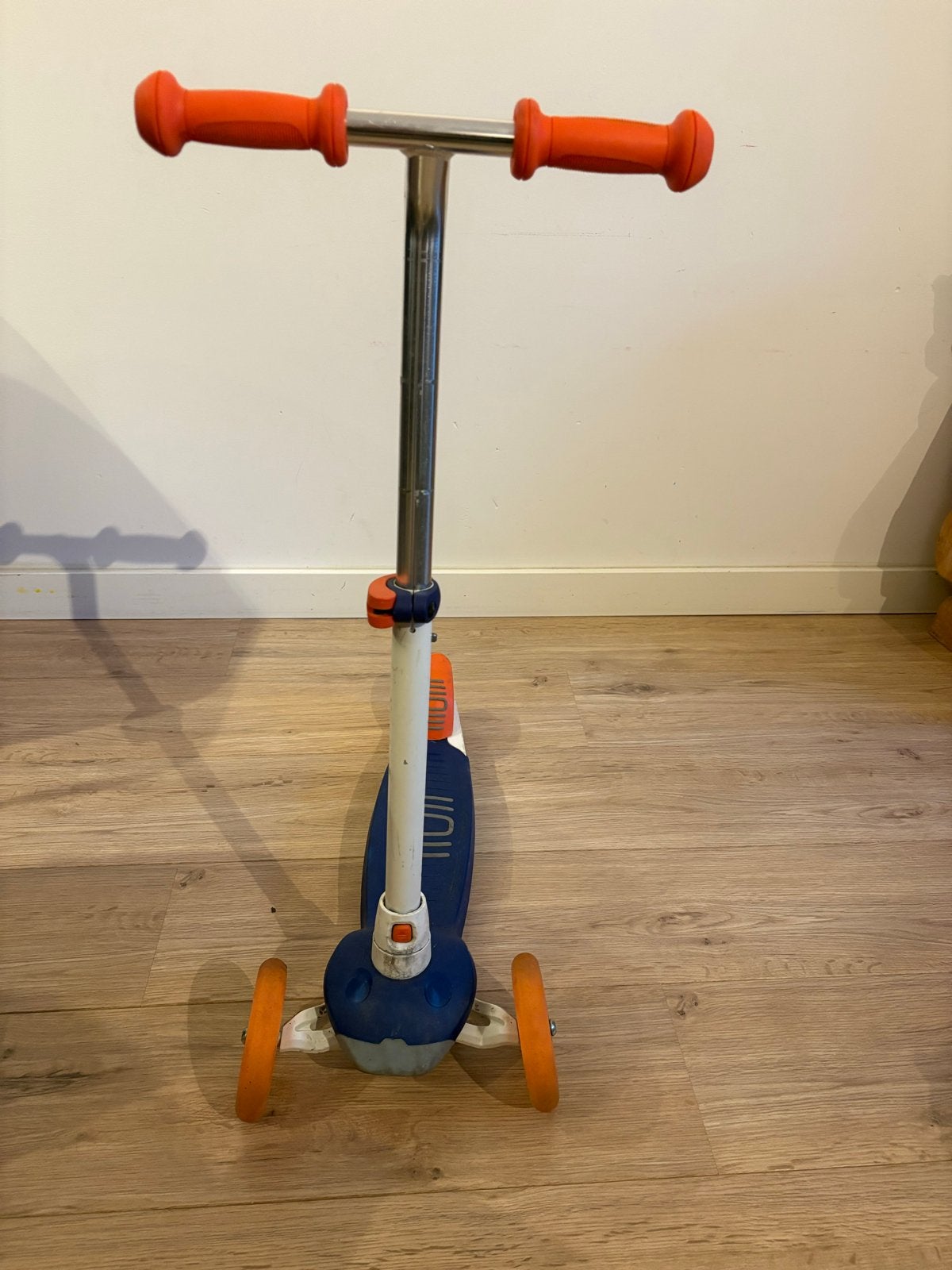 Kinderstep met 3 wielen en lichtgevende wielen, Fietsen en Brommers, Ophalen, Gebruikt, Gewone step