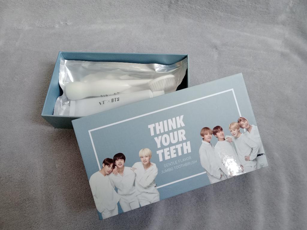 BTS  K-pop spullen (Collectors items), Ophalen of Verzenden, Zo goed als nieuw
