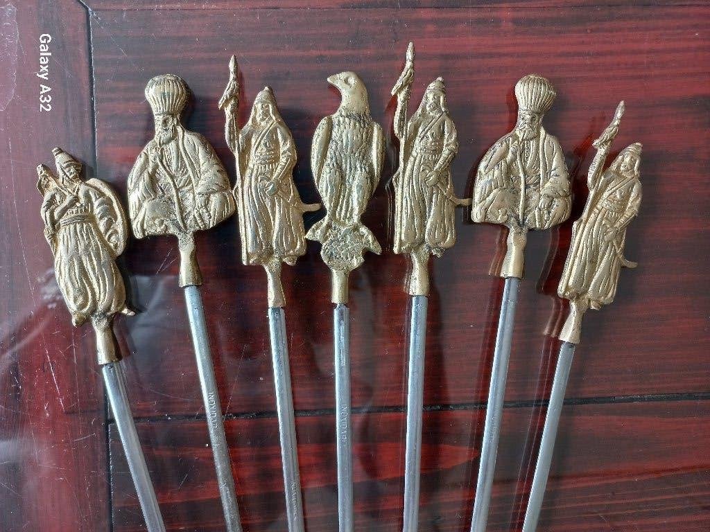 7 koperen Ottomaanse figuren op stalen pennen, BBQ spiezen, Ophalen of Verzenden, Koper