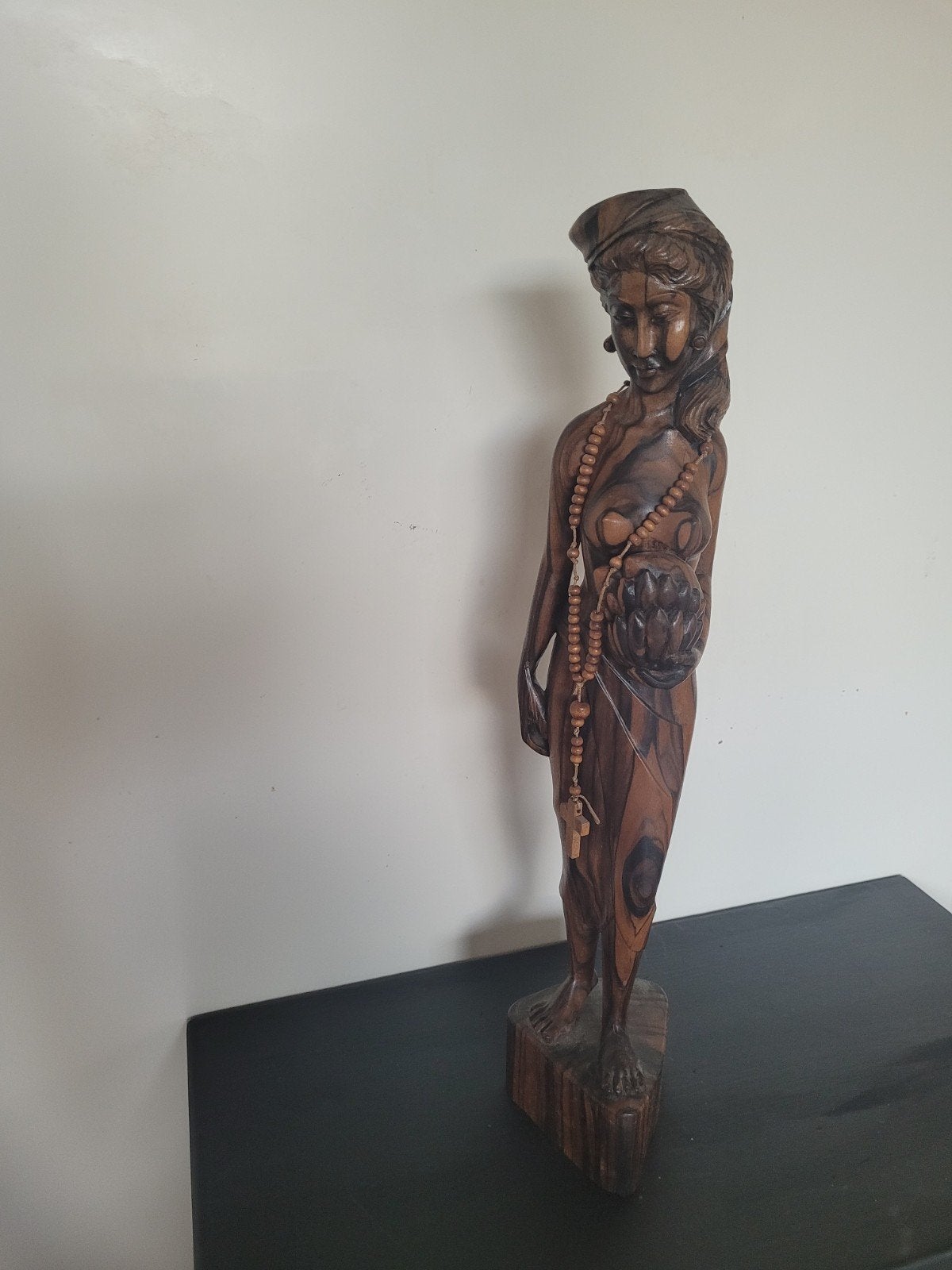 Houten beeld van een vrouw met rozenkrans, Antiek en Kunst, Beeld, Hout, Bruin, Handgemaakt