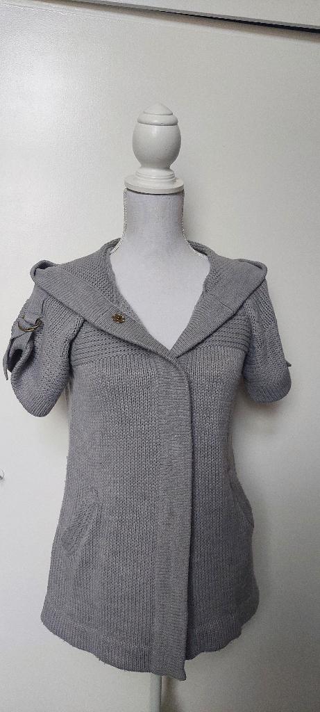 (VT11) grijs dik vest, met capuchon - George, maat 38, Kleding | Dames, Truien en Vesten, Ophalen of Verzenden, Zo goed als nieuw