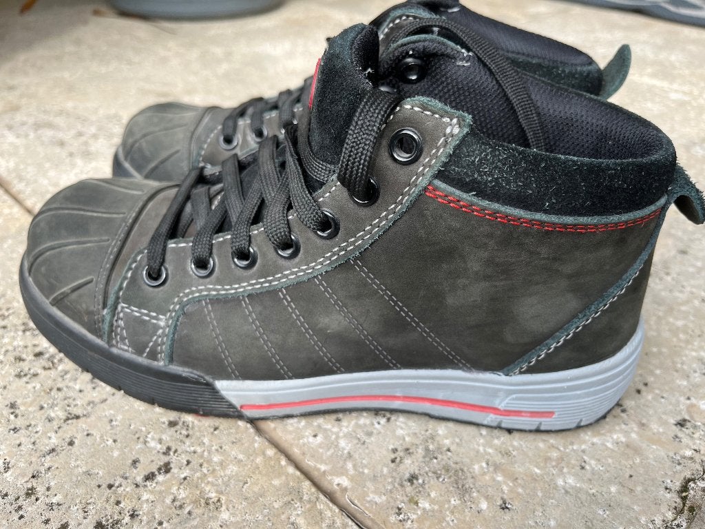 Bata veiligheidsschoenen mt 38, Ophalen of Verzenden, Zo goed als nieuw