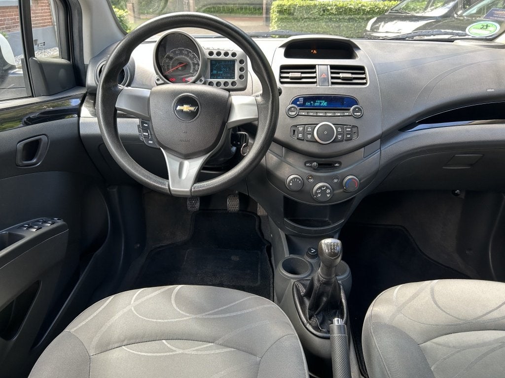 Chevrolet Spark 1.0 16V LS Airco NL-auto! NAP! Nwe APK, Auto's, Chevrolet, Stof, Gebruikt, 4 cilinders, Origineel Nederlands