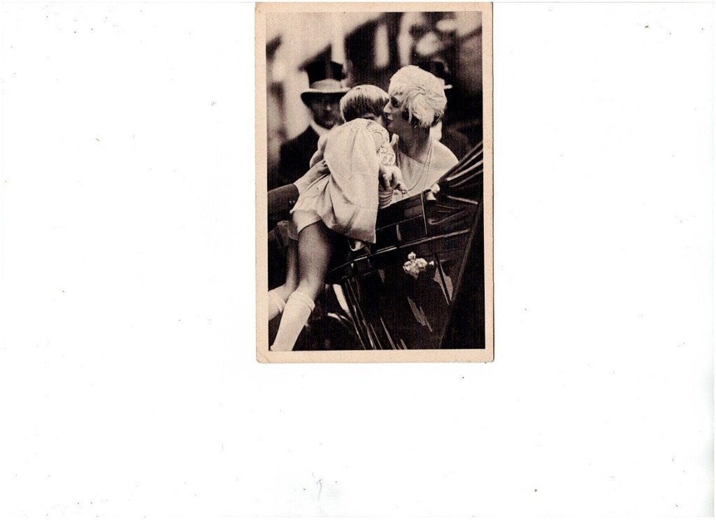 Ansichtkaart Koningin Astrid kust een Belgisch kind, Verzamelen, Ophalen of Verzenden, Gebruikt, Buitenland, Kaart, Foto of Prent