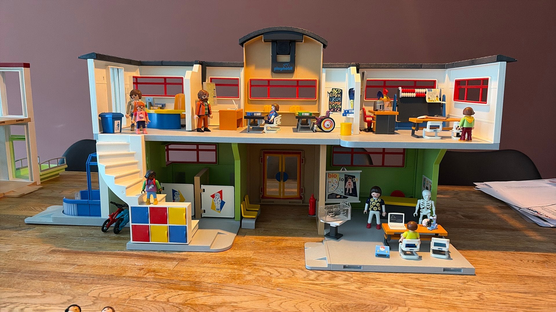 Playmobil School - Complete set in goede staat, Kinderen en Baby's, Speelgoed | Playmobil, Zo goed als nieuw, Complete set, Gebouw