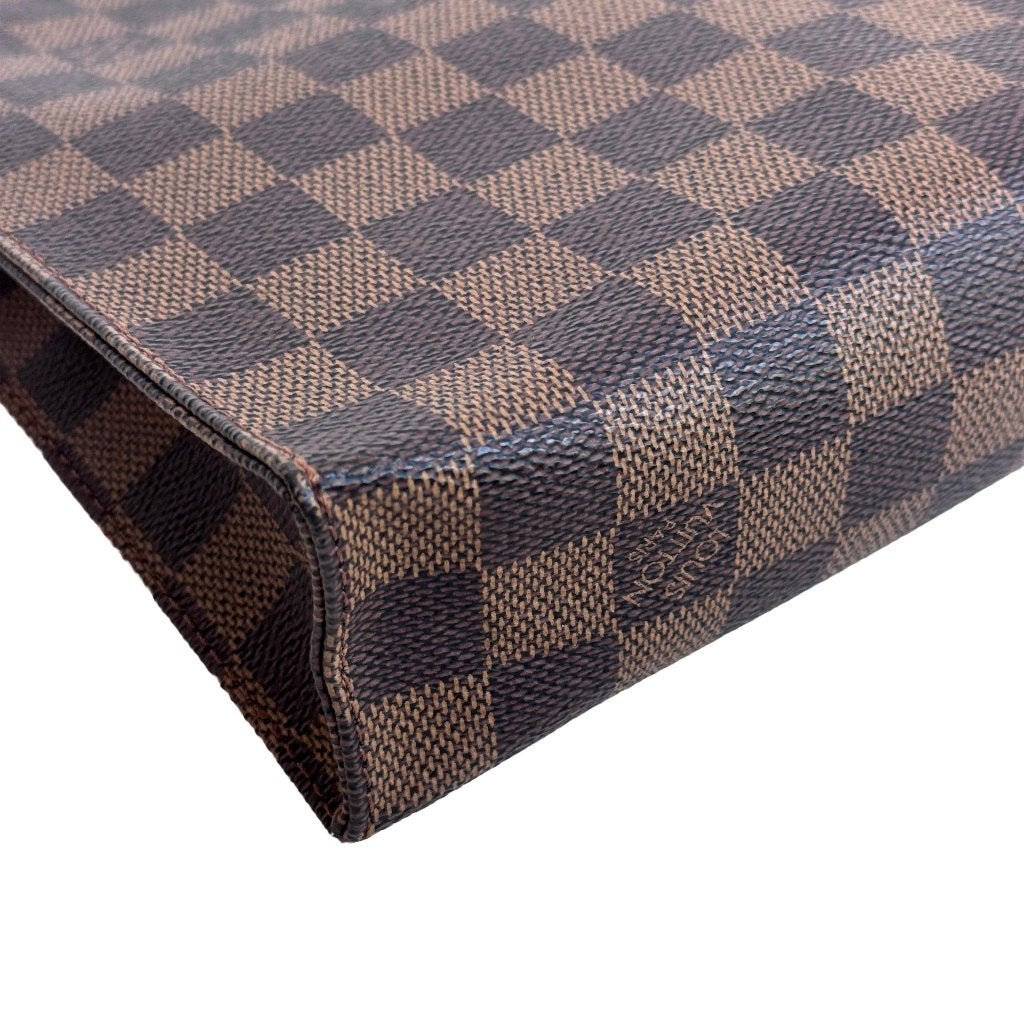 Louis Vuitton toiletry 26 cosmetic pouch toilettas make-up image 4