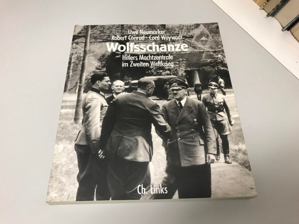 Wolfsschanze Hitler machtzentrale im Zweiten weltkrieg, Ophalen of Verzenden, Tweede Wereldoorlog, Gelezen
